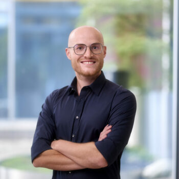 Oliver Karl Oliver Karl